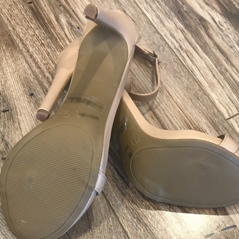 Like NEW - Lulu's | Lovliness Nude Ankle Strap - Picture 5 of 8